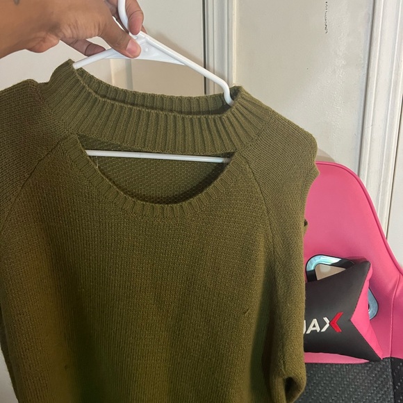 Green Mango U.S.A Sweater - Picture 4 of 4